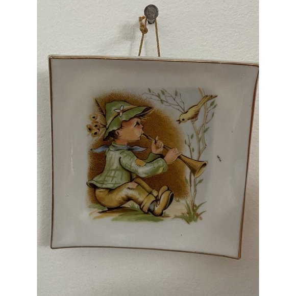 Vintage Hand Painted Small Porcelain Wall Hanging Plate or Christmas Ornament 3" - Picture 2 of 16